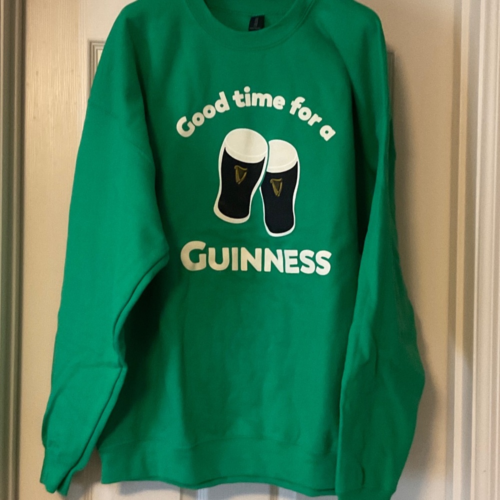 Guinness “Good Time for a Guinness” Crewneck Sweatshirt (Unisex)